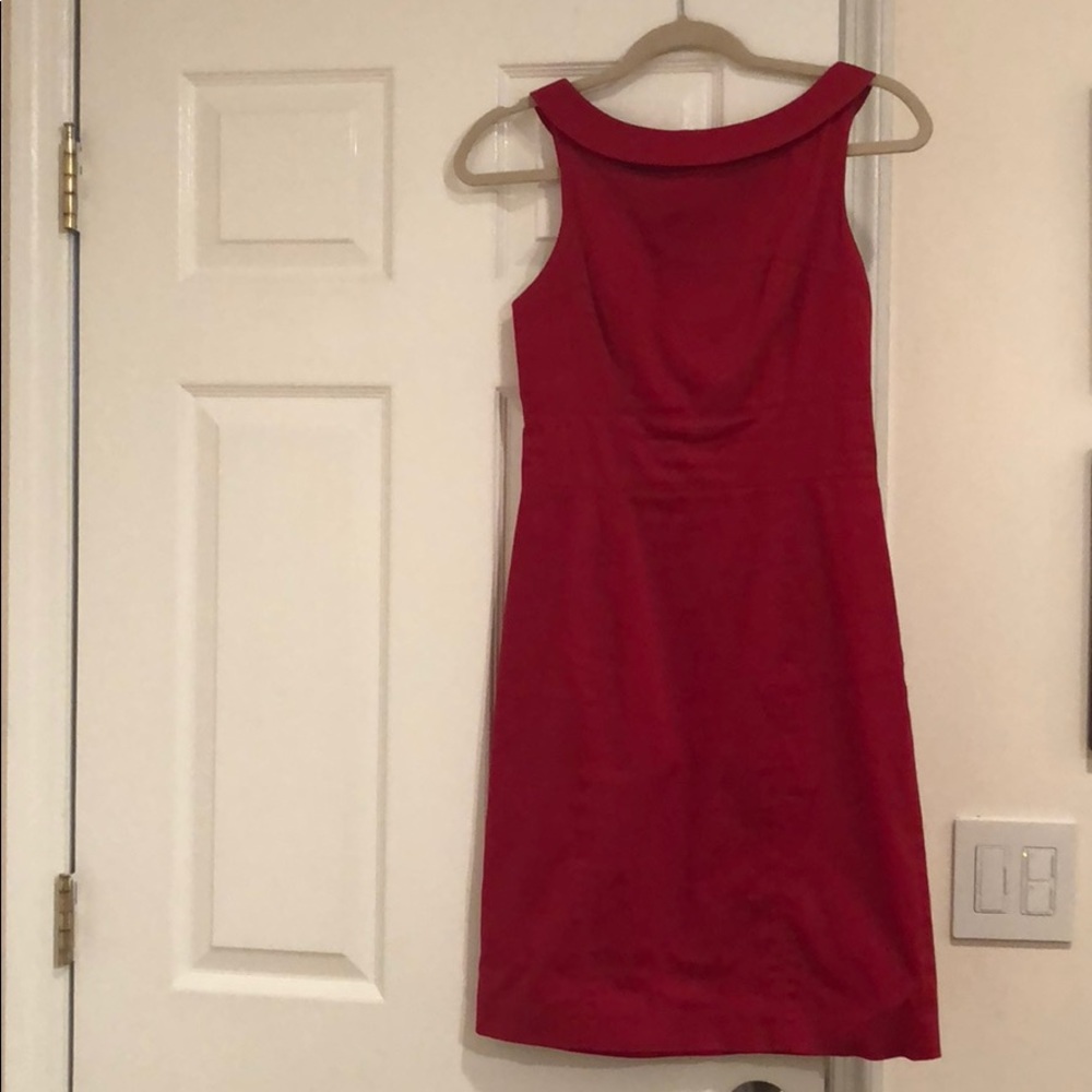 Red scoop neck cotton dress!
